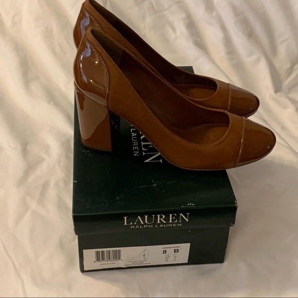 NWT Lauren Ralph Lauren Leather and Patent Fallon Pumps in Polo Tan - Picture 2 of 6